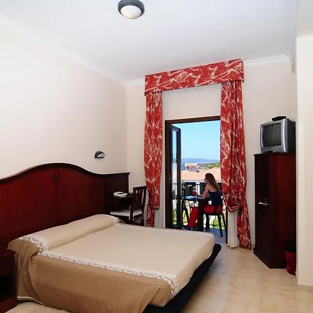 Stella Del Sud Hotell 3*